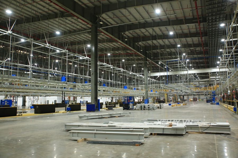 Lắp Đặt Đèn Highbay Đúng Cách: Những Điều Quan Trọng Không Thể Bỏ Qua